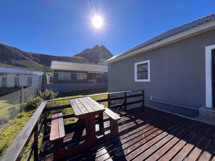 4 Bedroom Property for Sale in Palmiet Western Cape